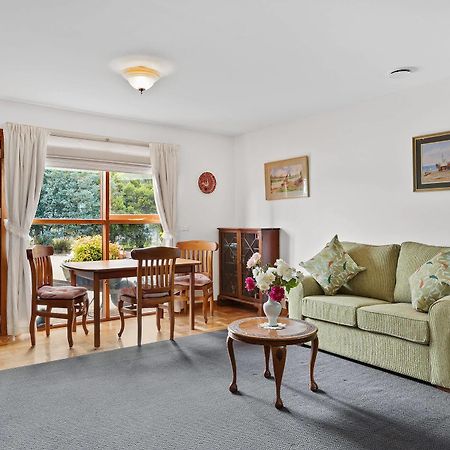 Brightwater Bed And Breakfast Tinderbox Exterior photo