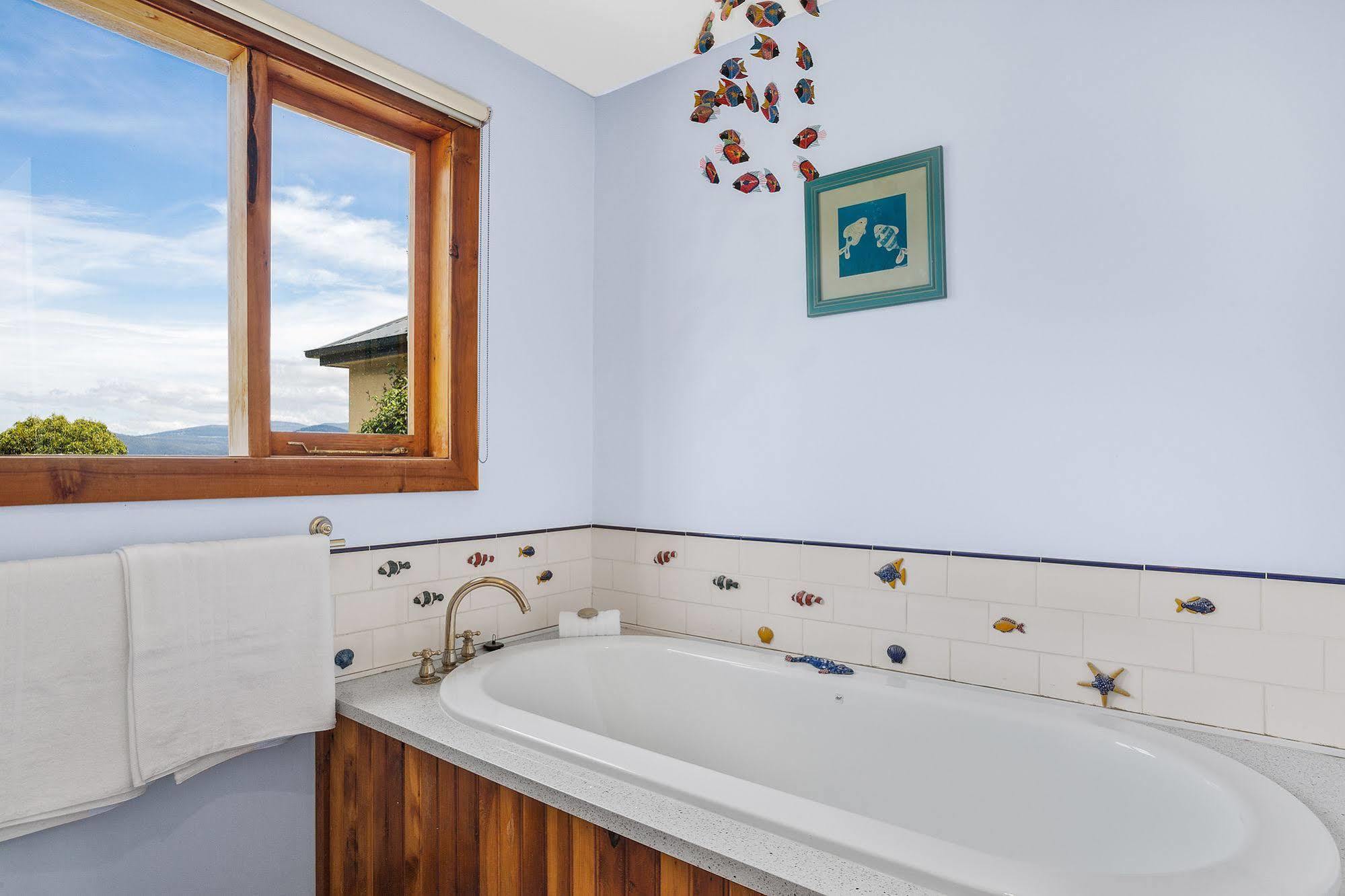 Brightwater Bed And Breakfast Tinderbox Exterior photo