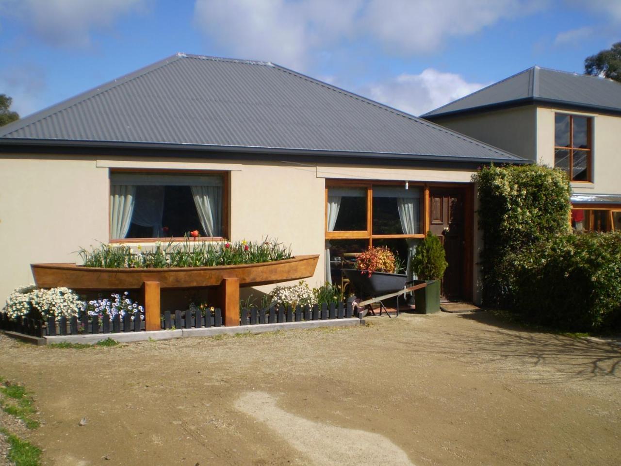 Brightwater Bed And Breakfast Tinderbox Exterior photo